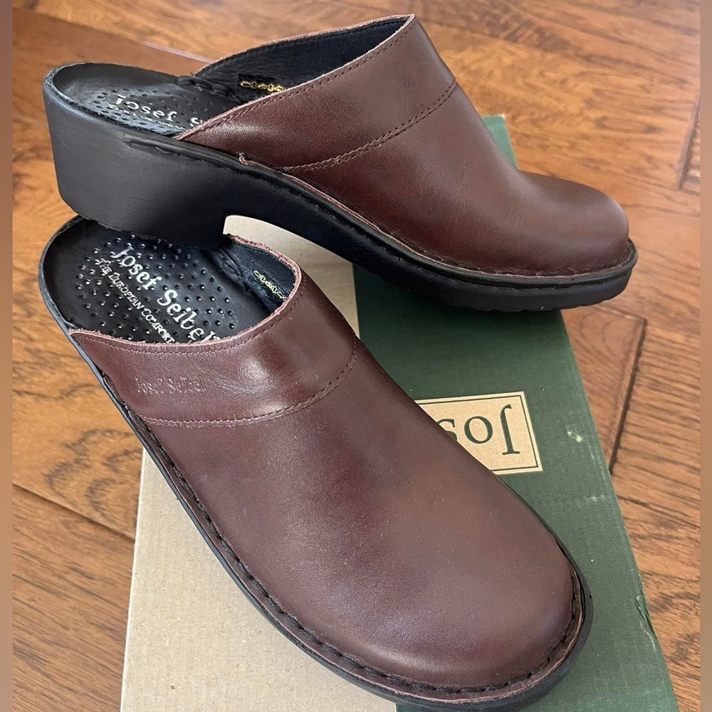 BNIB Josef Seibel mules